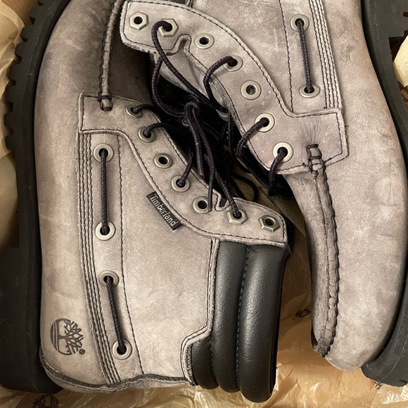 Timberland Boots - Picture 2 of 3